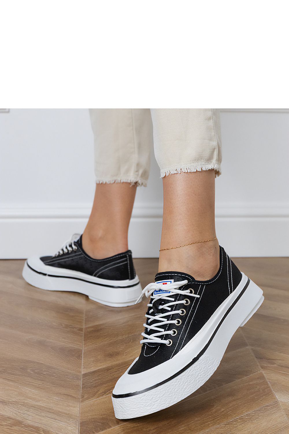  Sneakers model 213737 PRIMO 