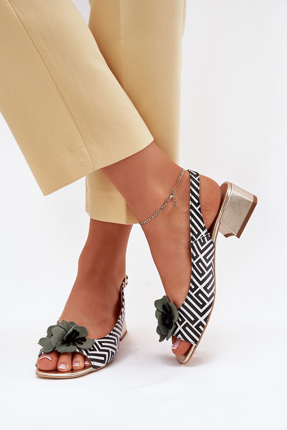  Heel sandals model 214683 Step in style 