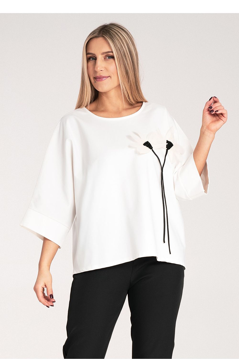  Blouse model 214901 Figl 