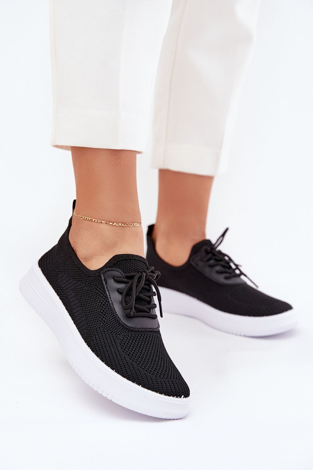 Sport Shoes model 215470 Step in style 