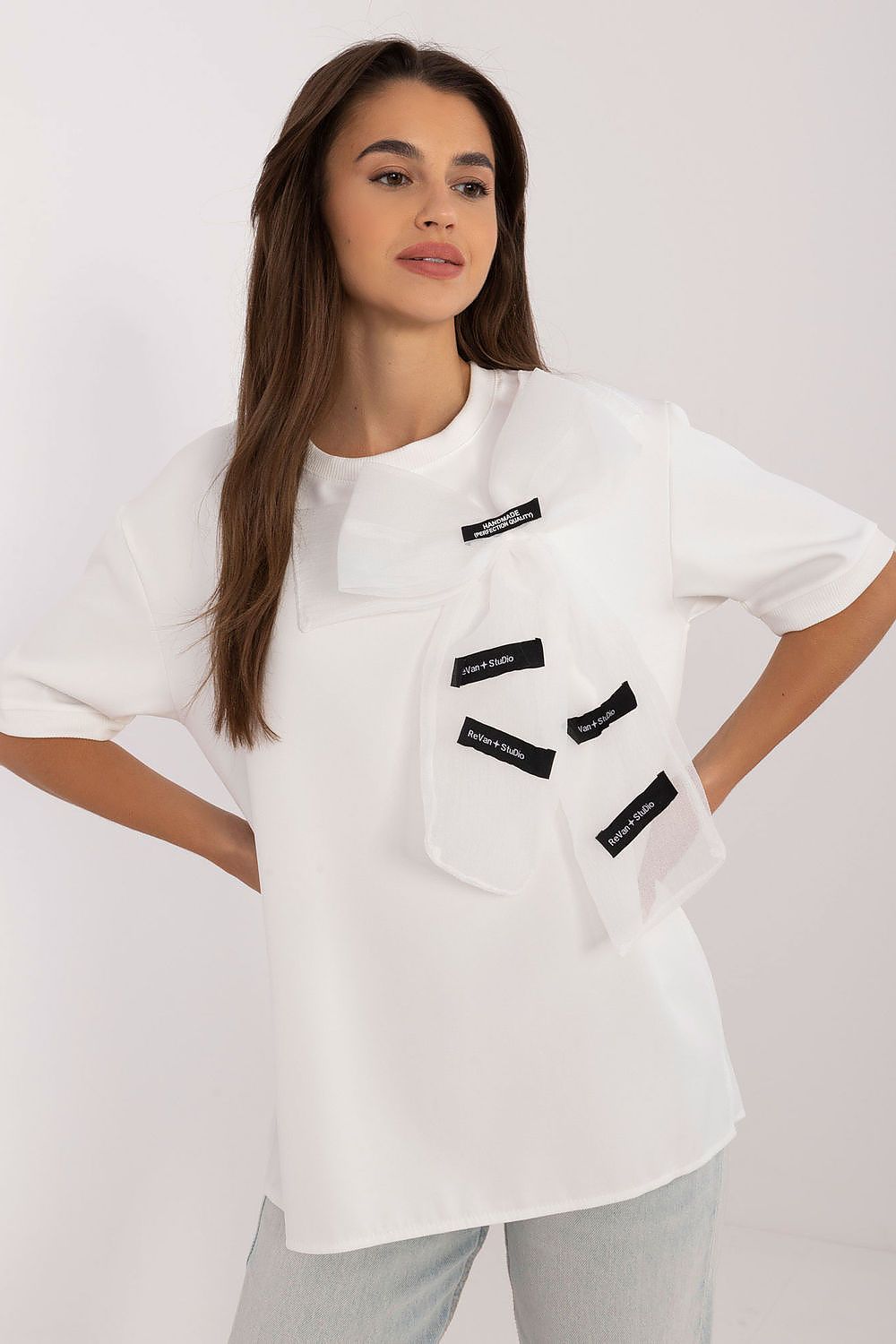  Blouse model 216211 Lakerta 