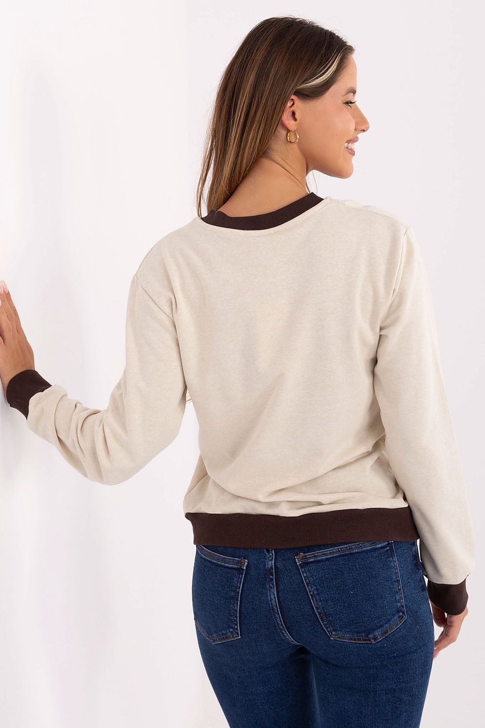  Sweatshirt model 217303 Relevance 