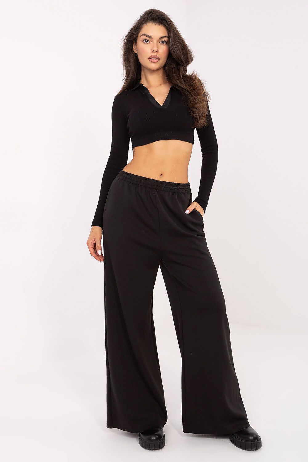  Tracksuit trousers model 218435 Italy Moda 