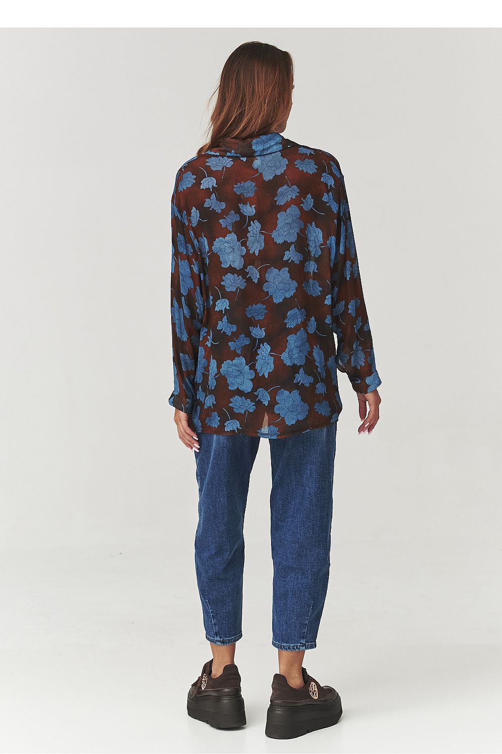  Long sleeve shirt model 219728 Makadamia 