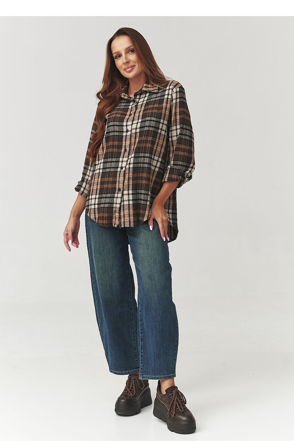  Long sleeve shirt model 219733 Makadamia 