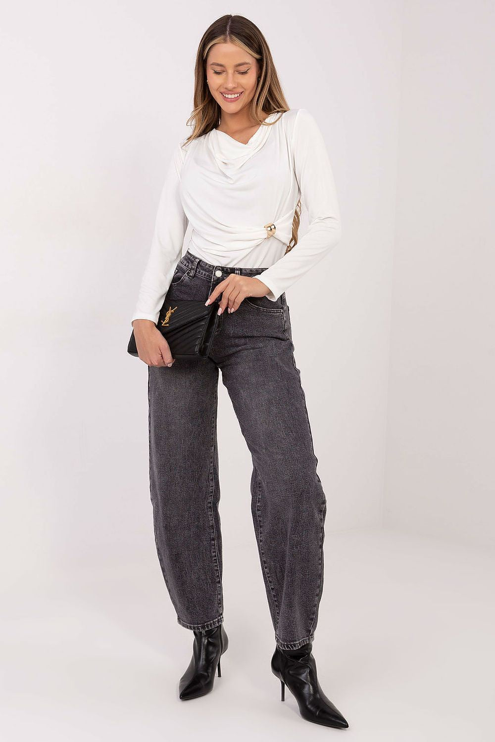  Blouse model 222880 Italy Moda 