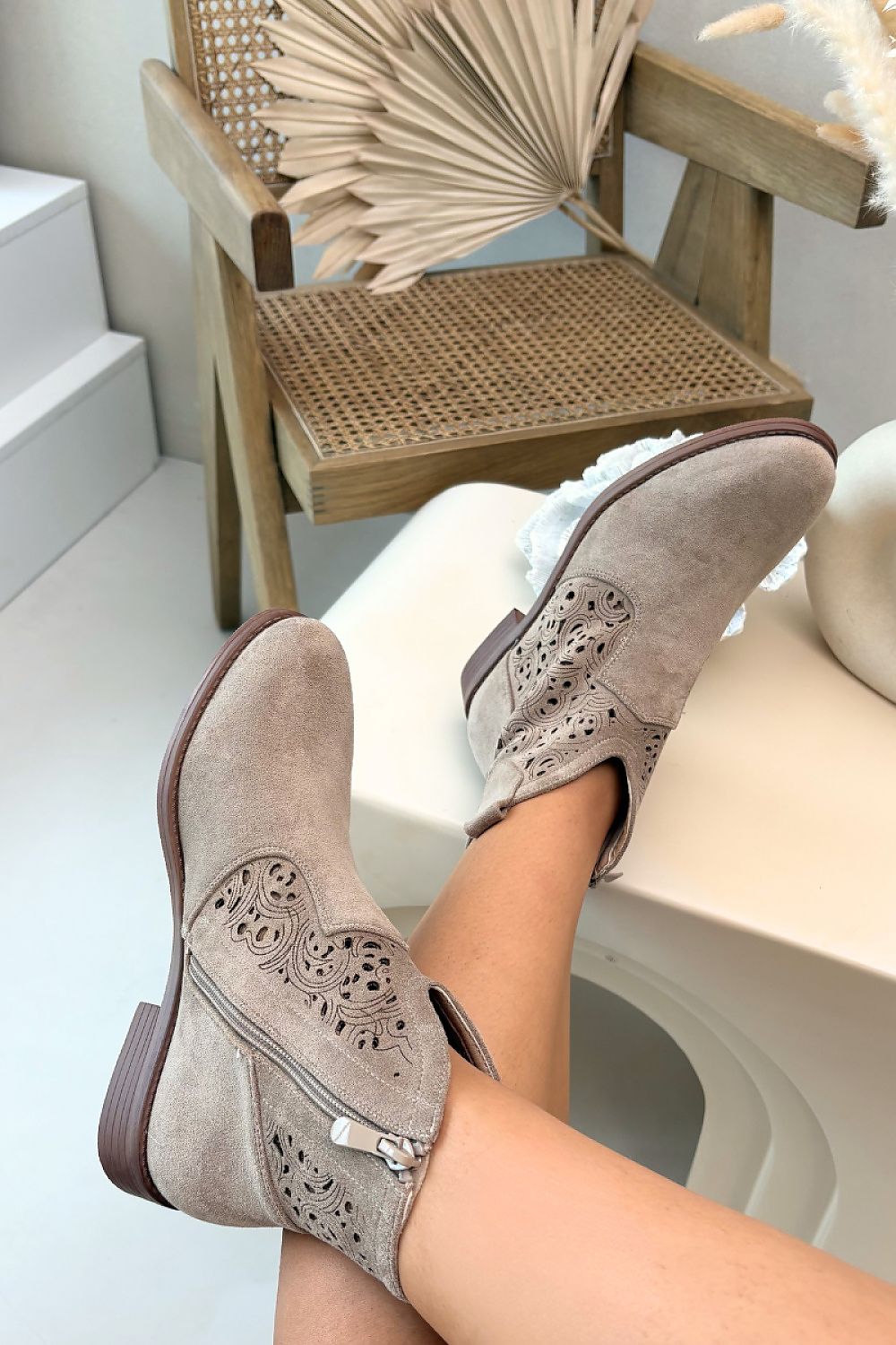  Boots model 224433 Step in style 