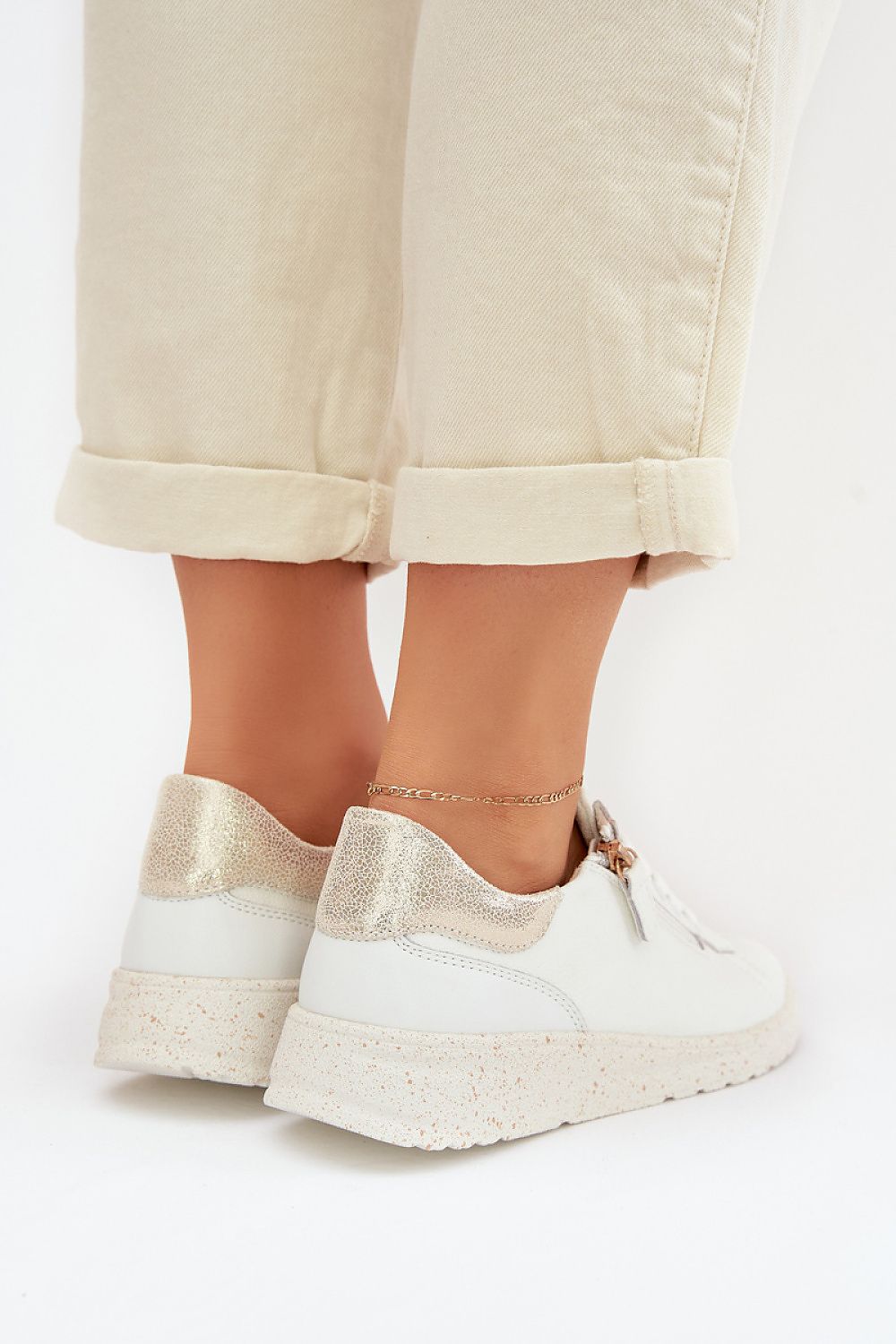  Half shoes model 224709 Step in style 