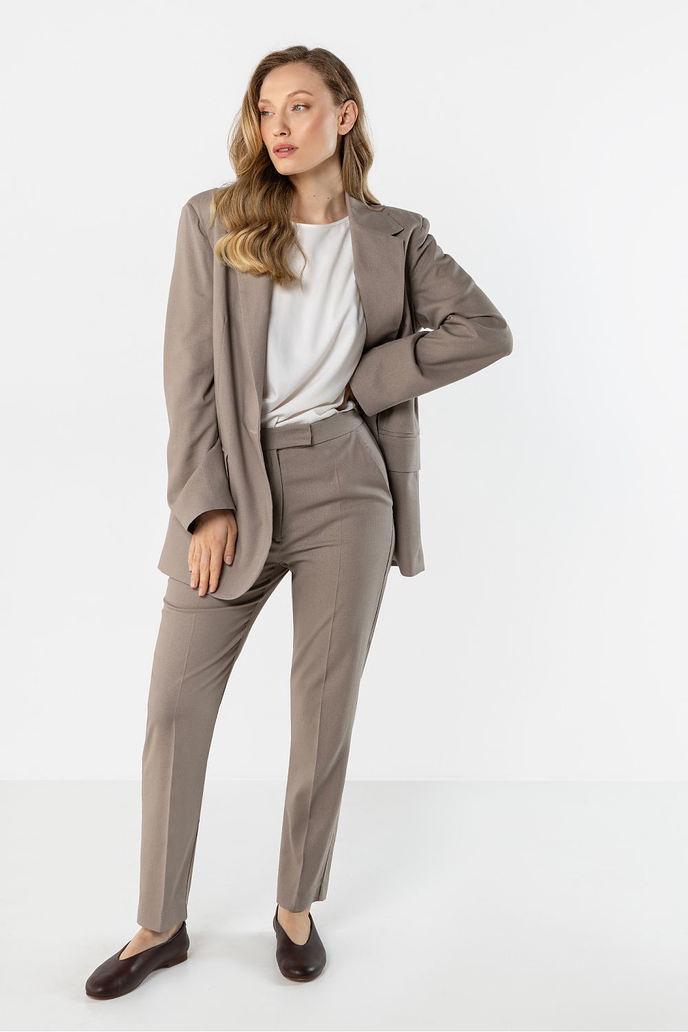  Women trousers model 225296 awama 