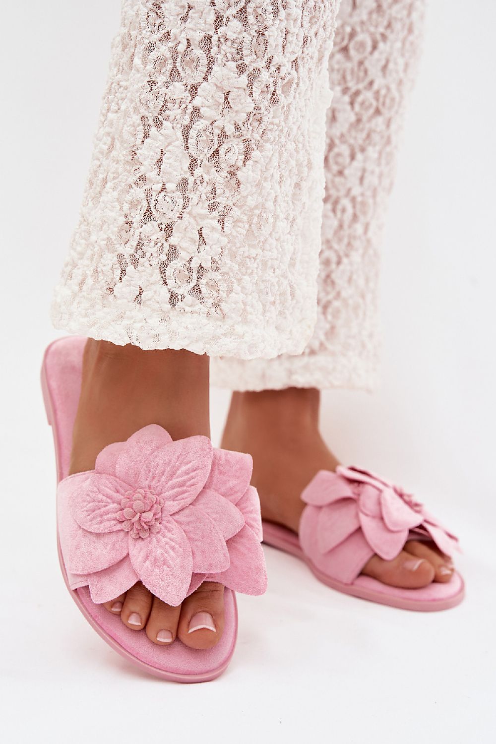  Flip-flops model 225392 Step in style 