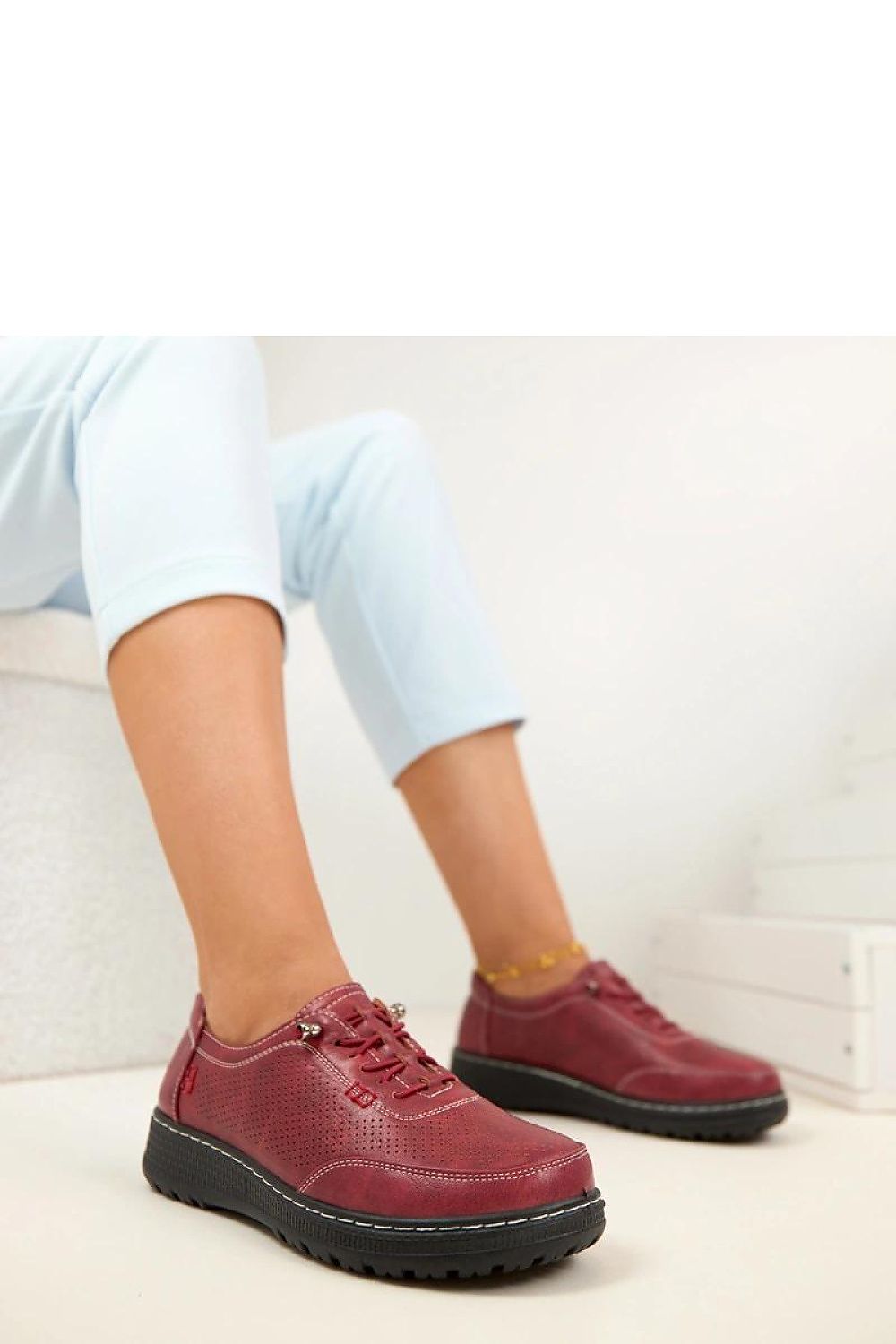  Half shoes model 225590 Solea 