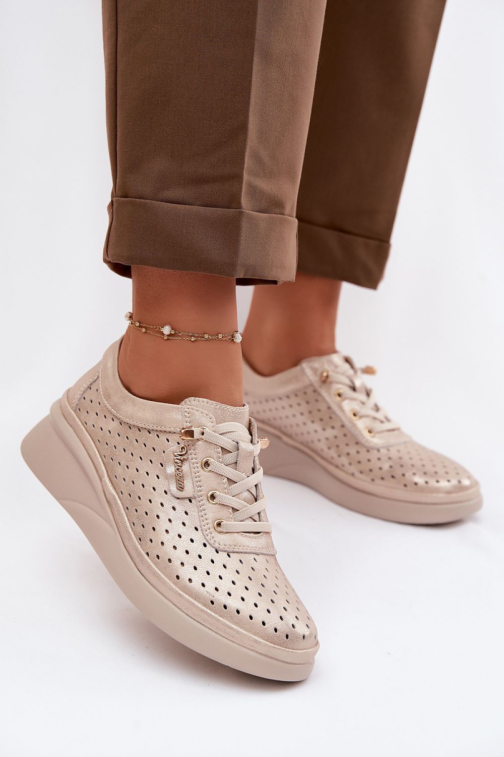  Platform shoes model 226324 Step in style 