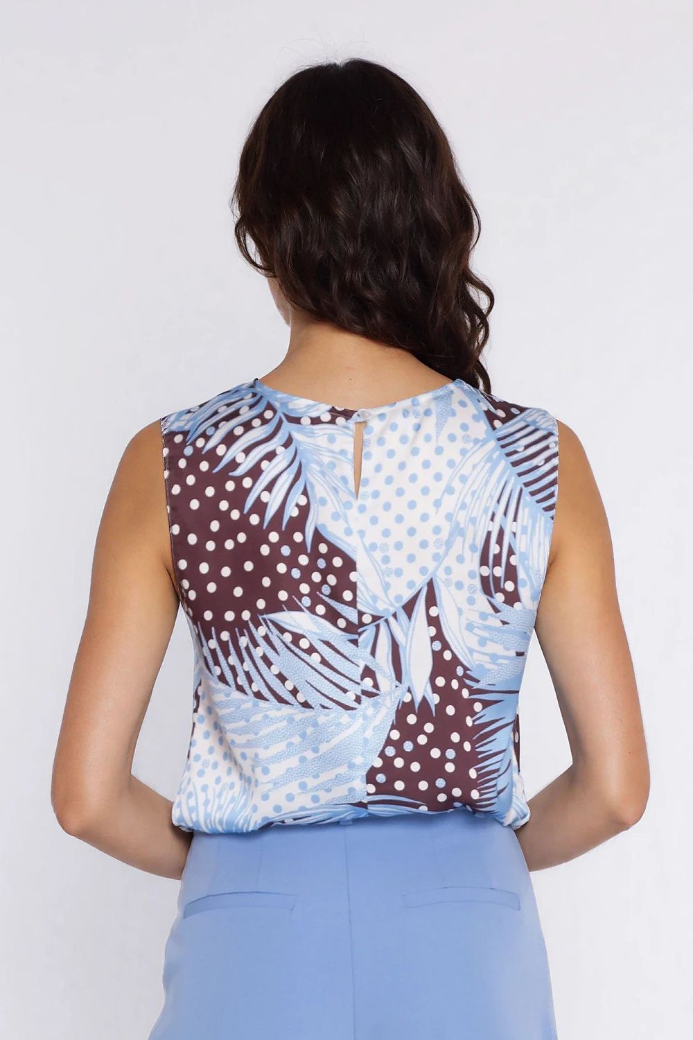  Blouse model 227155 Nife 