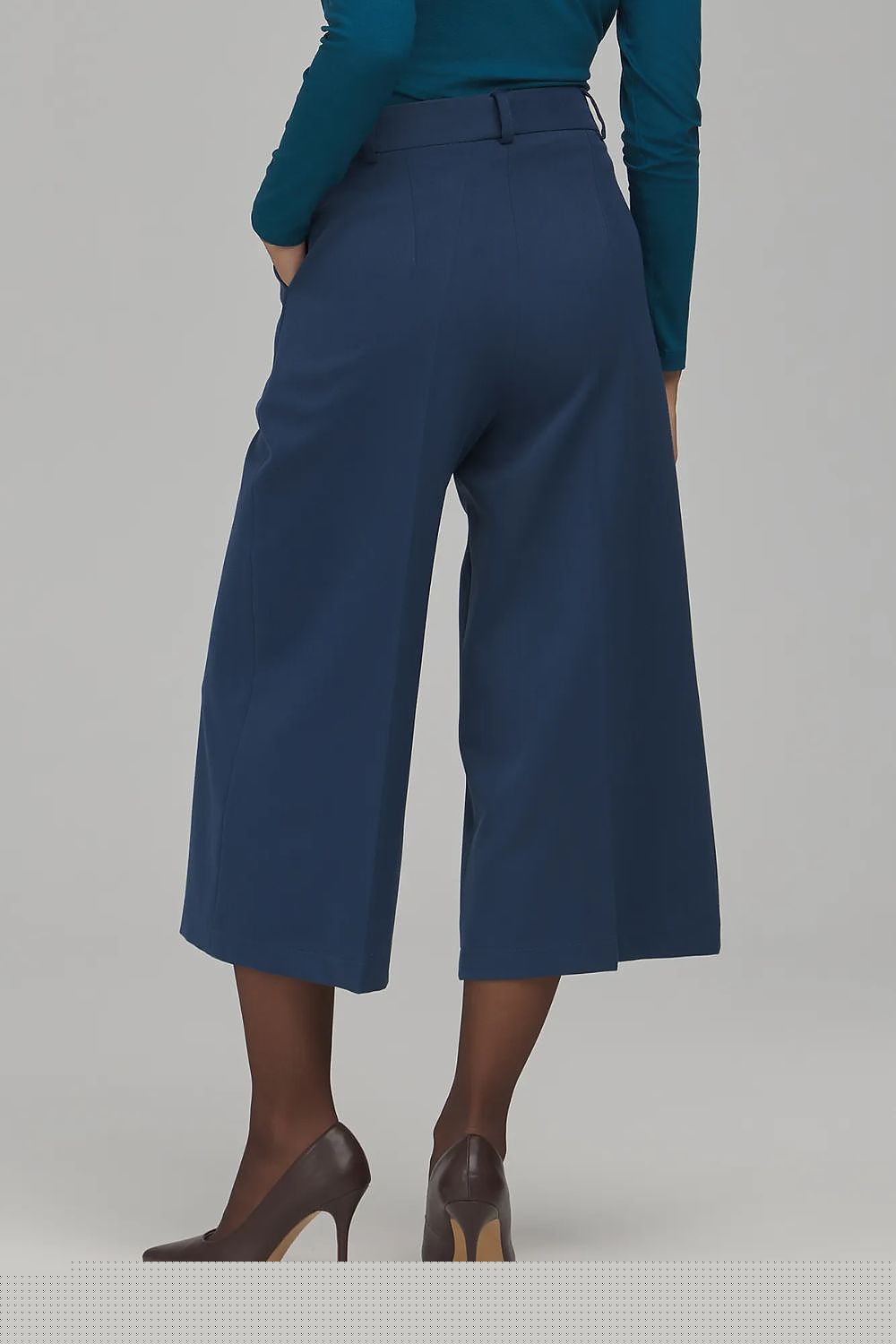  Women trousers model 231663 Nife 