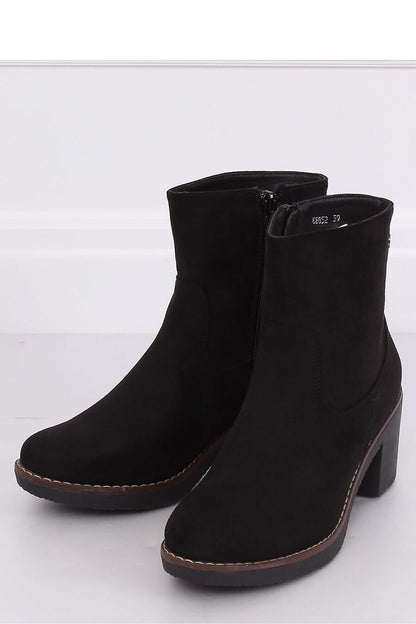 Heel boots model 135426 Inello