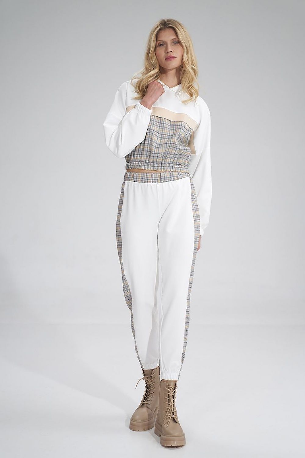 Tracksuit trousers model 154693 Figl