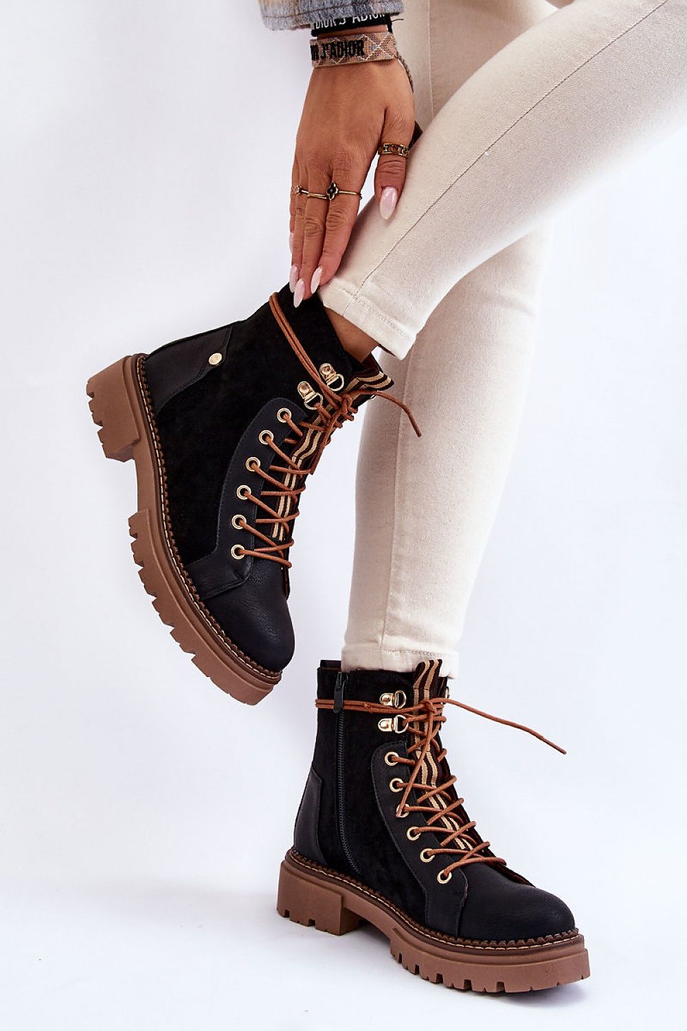  Boots model 174145 Step in style 