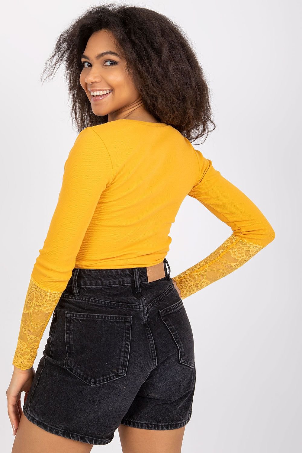 Blouse model 180885 Rue Paris