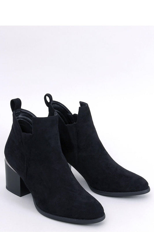 Heel boots model 184483 Inello