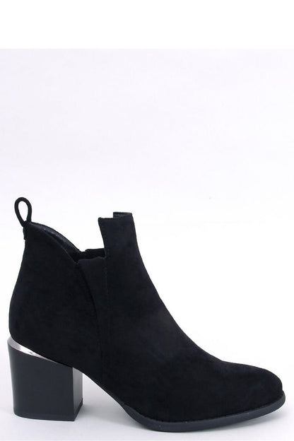 Heel boots model 184483 Inello