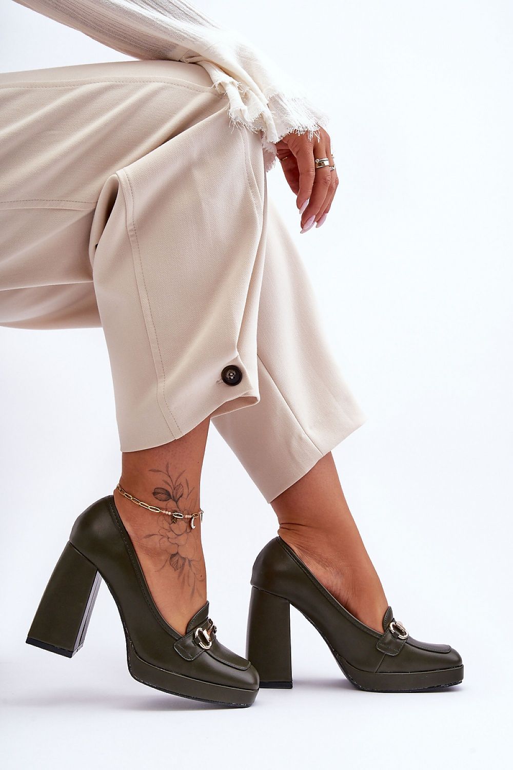 Heel pumps model 185453 Step in style