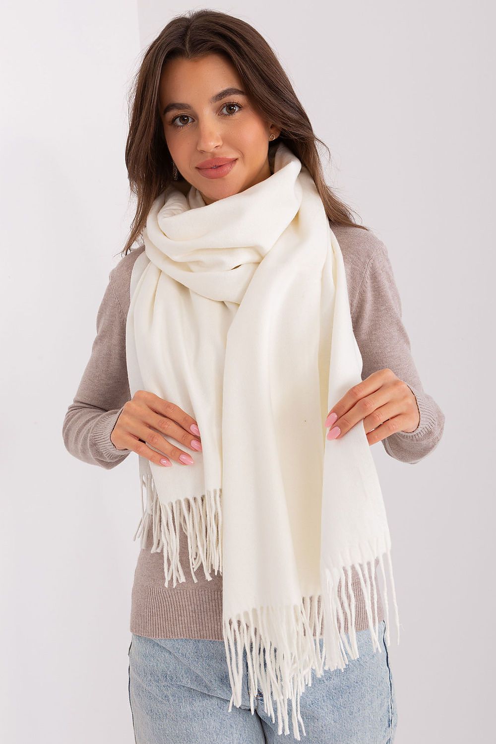  Shawl model 185893 AT 