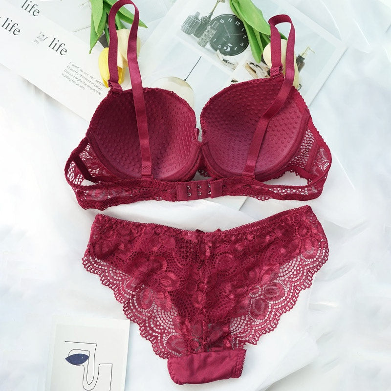 Sexy European And American Lace Sweet Bra, Thin Cup For Gathering And Shaping, New Autumn And Winter Lingerie Set