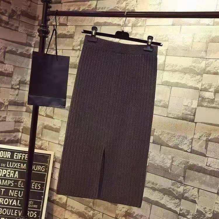 Womens Fashion High-Waisted Knitted Skirt With A Slit